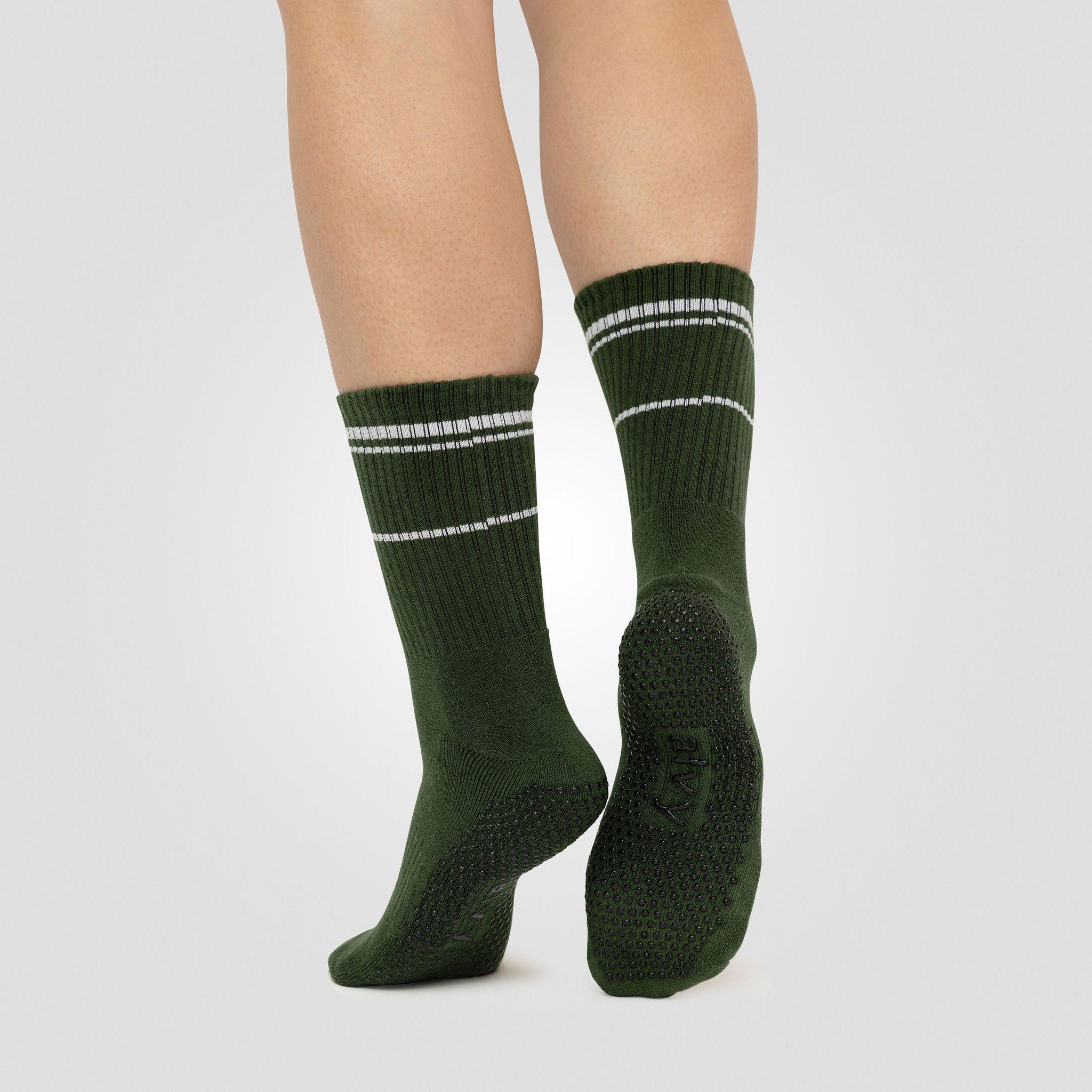 Alvy crew forest green lifestyle