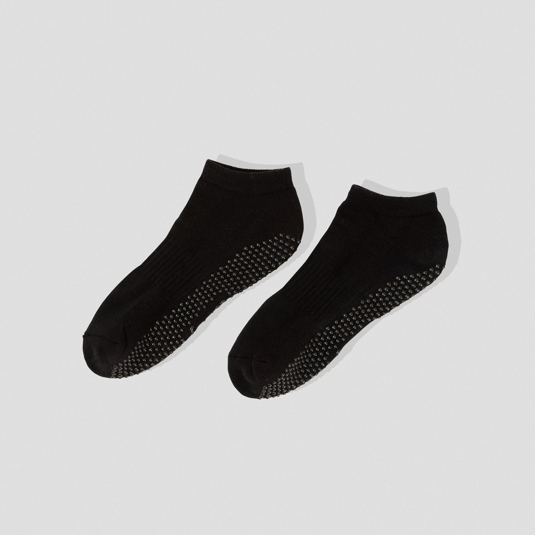 alvy low rise black Pilates grip socks