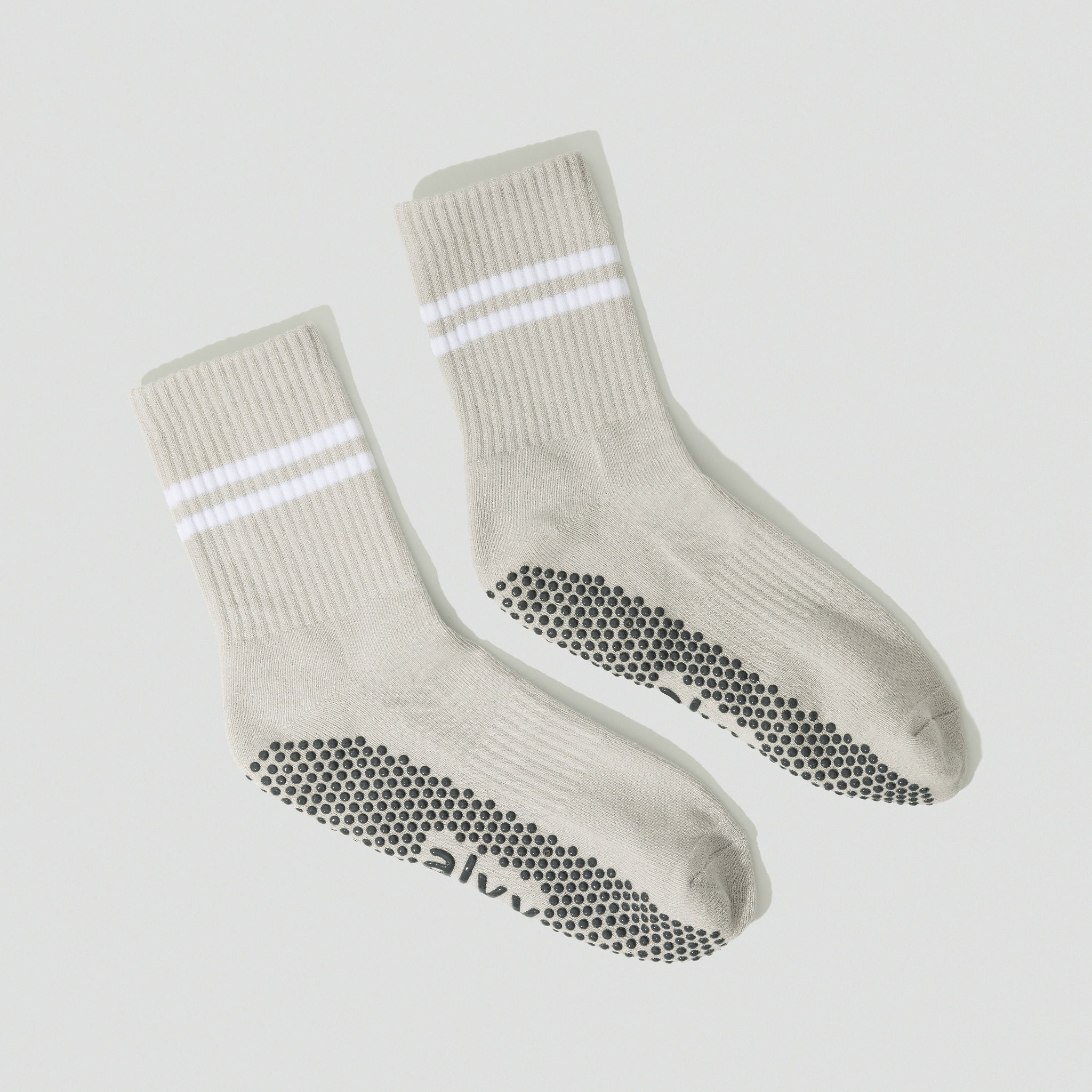 alvy crew grip sock platinum