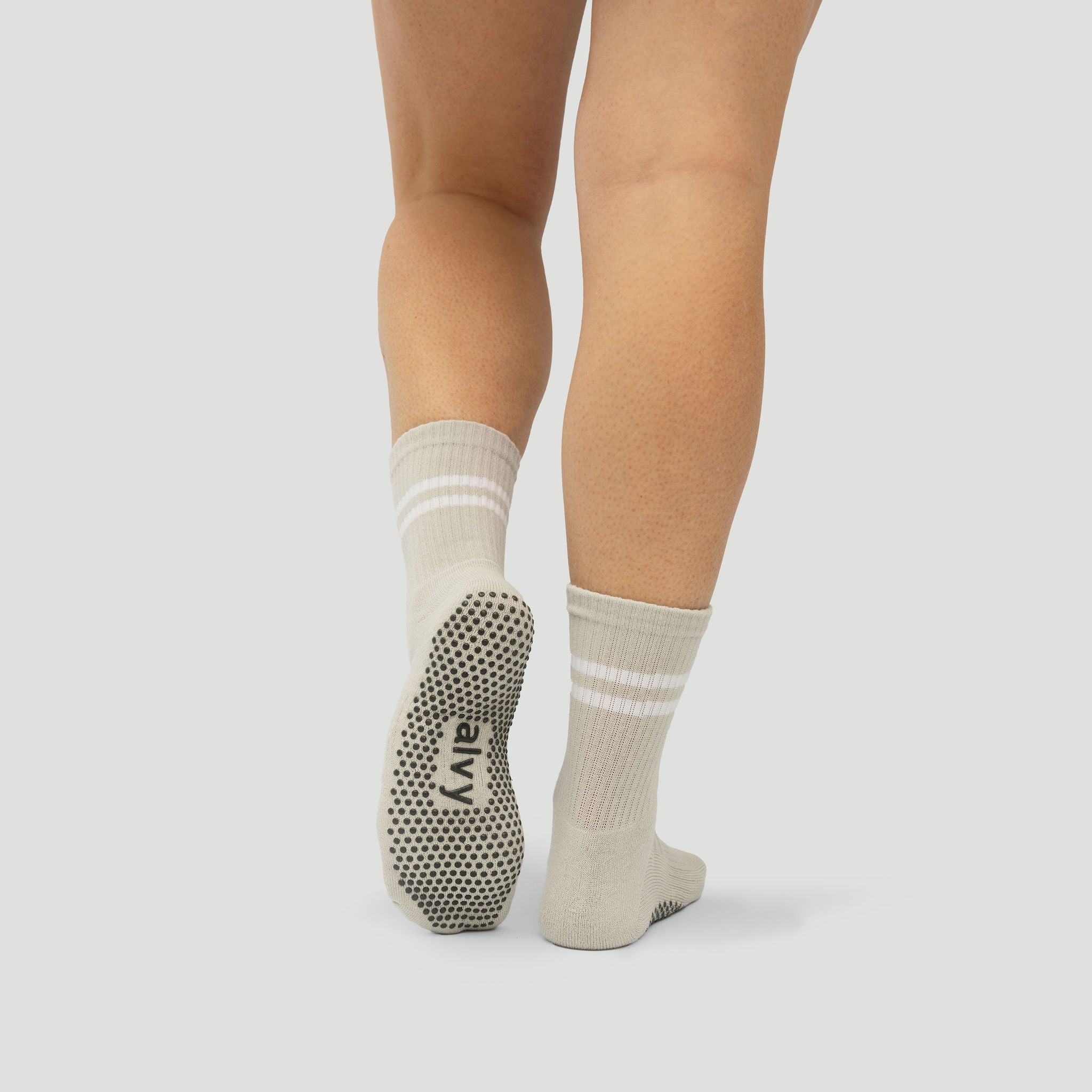 alvy crew grip socks platinum lifestyle